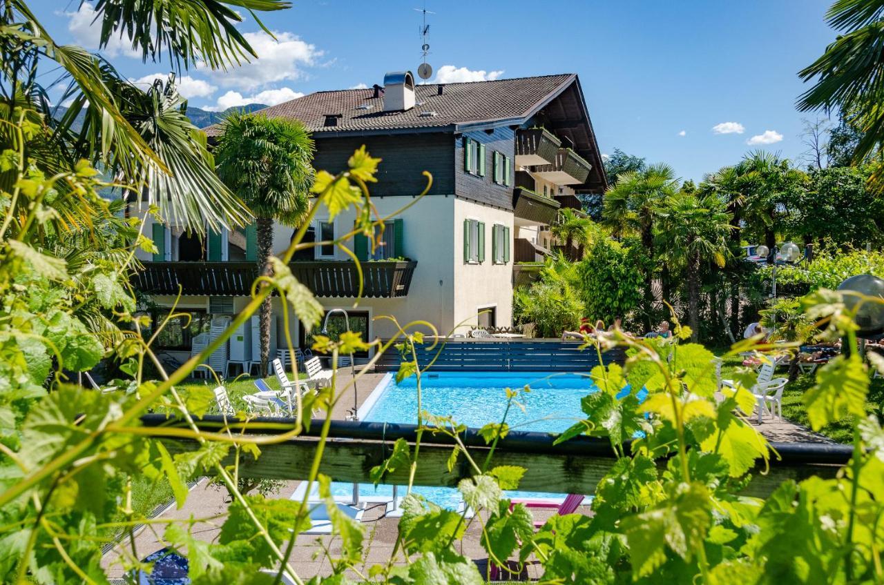 Hotel Pension Rechtenthal Termeno Kültér fotó
